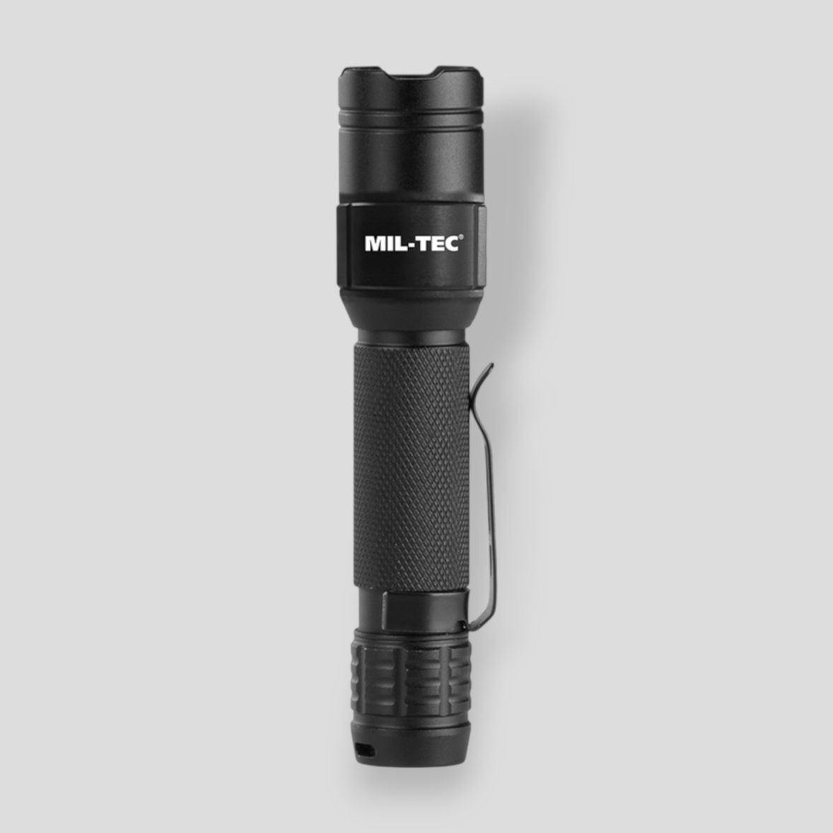 Lampe torche tactique rechargeable (450 lumens)